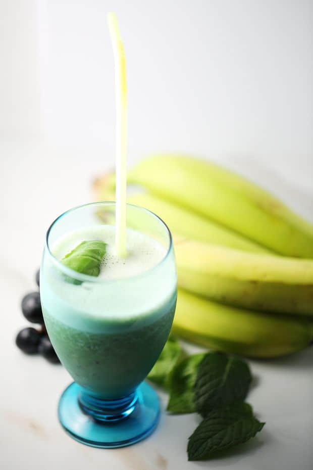 healthy-spinach-smoothie-food-flavorz